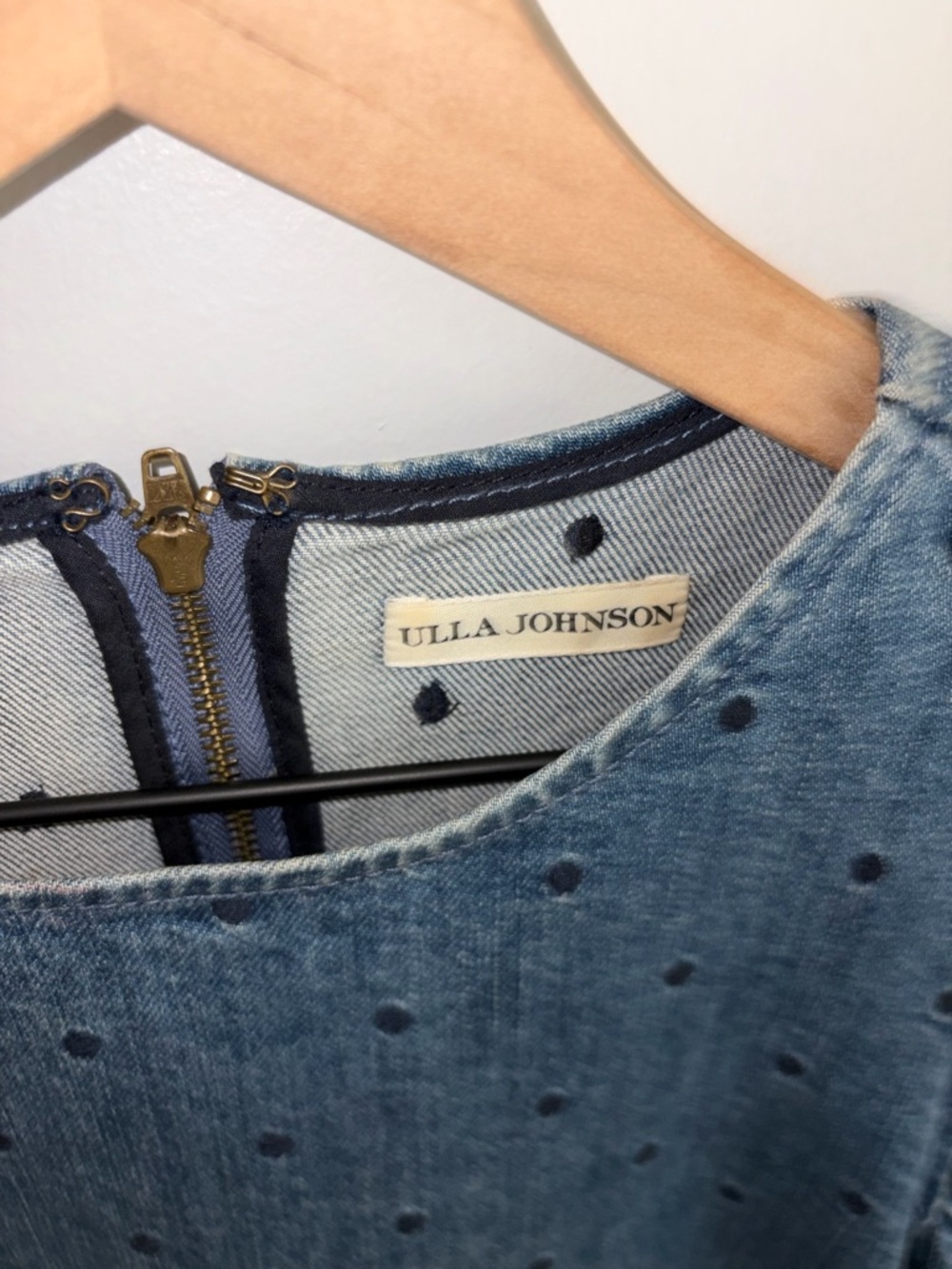 Ulla Johnson Lyna mini dress Puff-Sleeve Denim Dress. Perfect for festivals - Picture 2 of 6